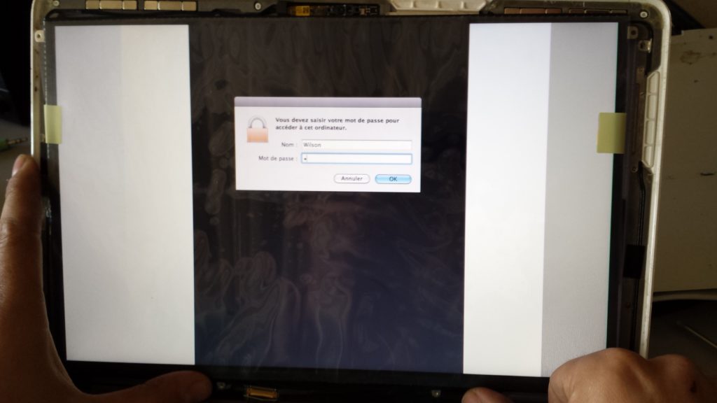 Ecran d' APPLE MacBook cassé